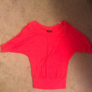 Short sleeve sweater